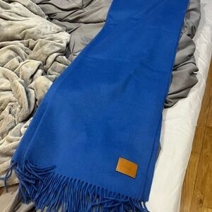 Vince Royal Blue Wool Scarf with Tan Accent